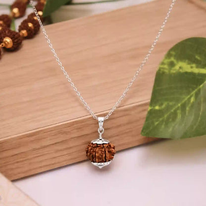 Rudraksha Pendant With Chain